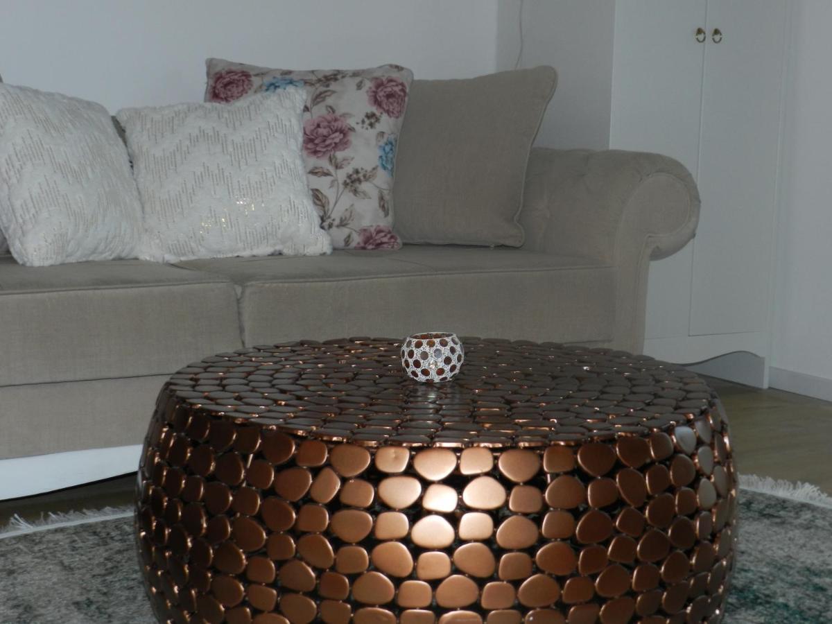 Klassik&sunny Apartment! Wina Bagian luar foto