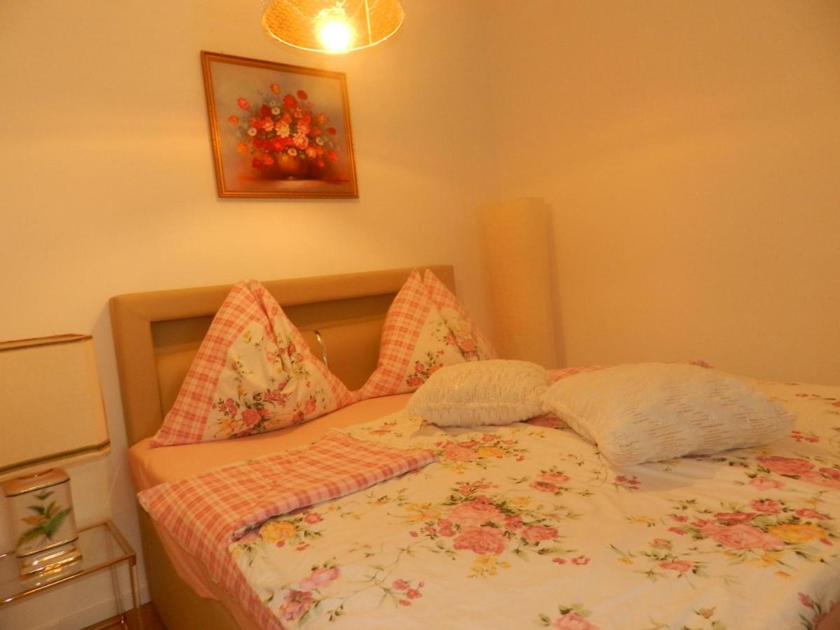 Klassik&sunny Apartment! Wina Bagian luar foto